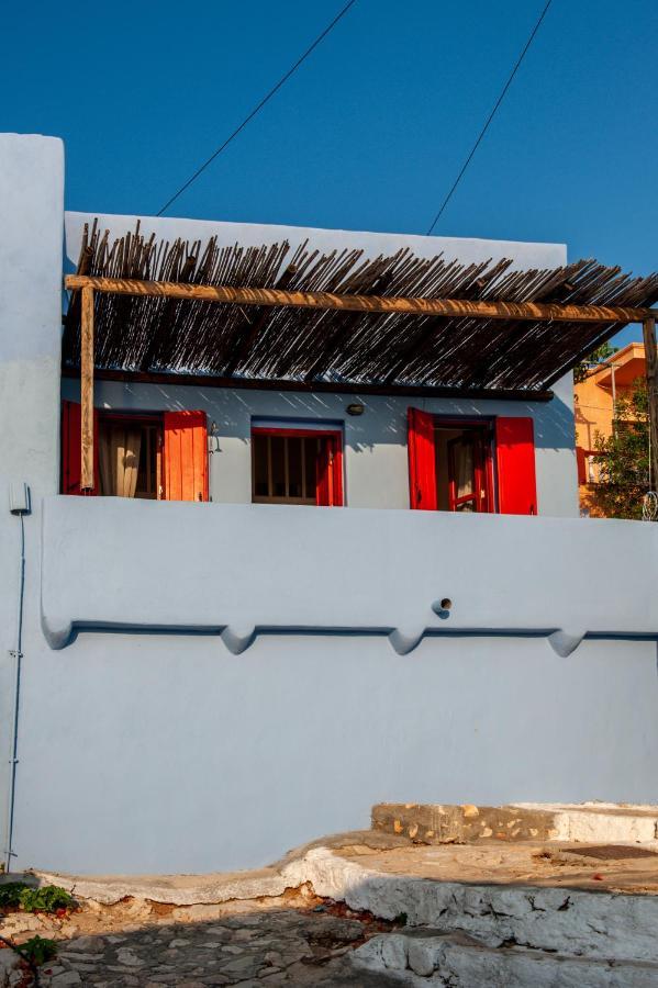 Atlantis Houses Chalki Town Esterno foto