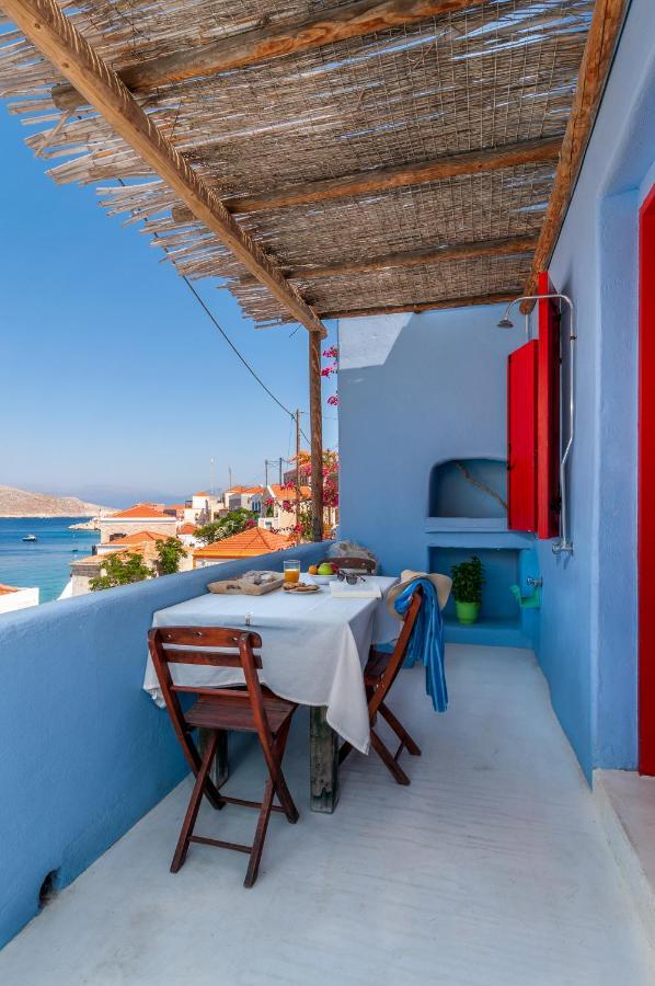 Atlantis Houses Chalki Town Esterno foto