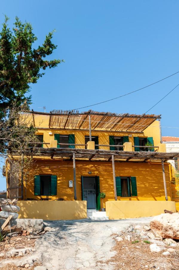 Atlantis Houses Chalki Town Esterno foto