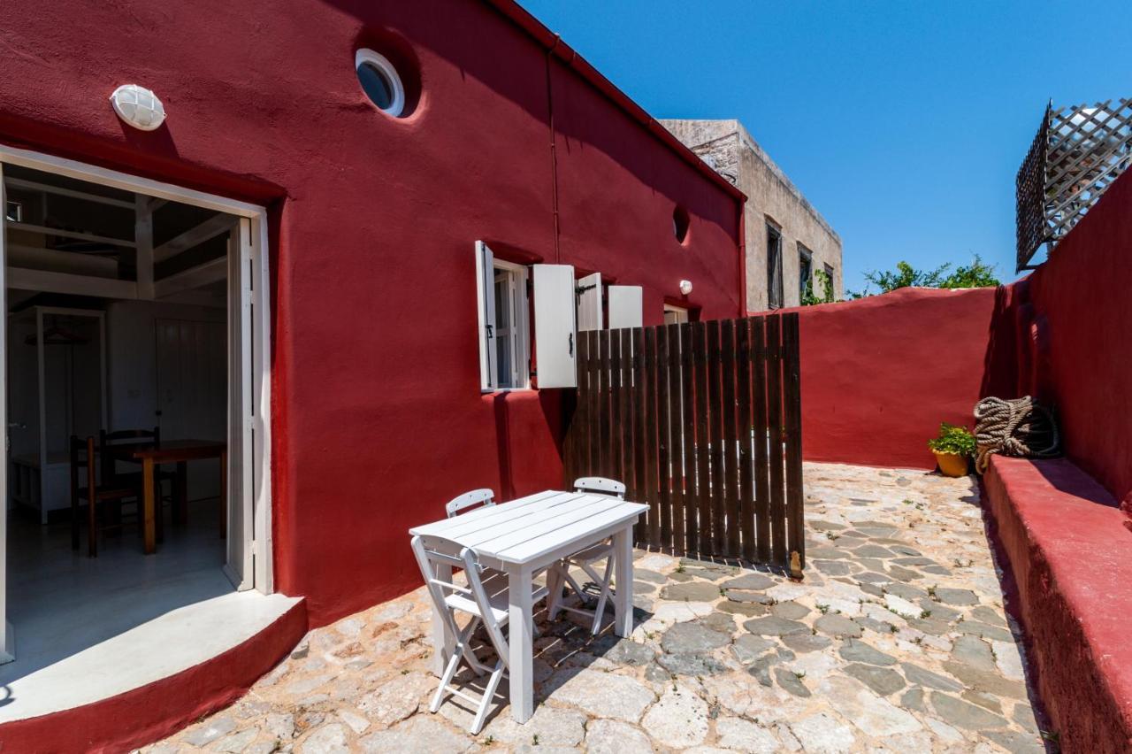 Atlantis Houses Chalki Town Esterno foto
