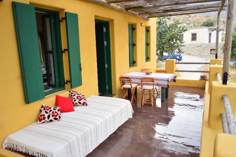 Atlantis Houses Chalki Town Esterno foto
