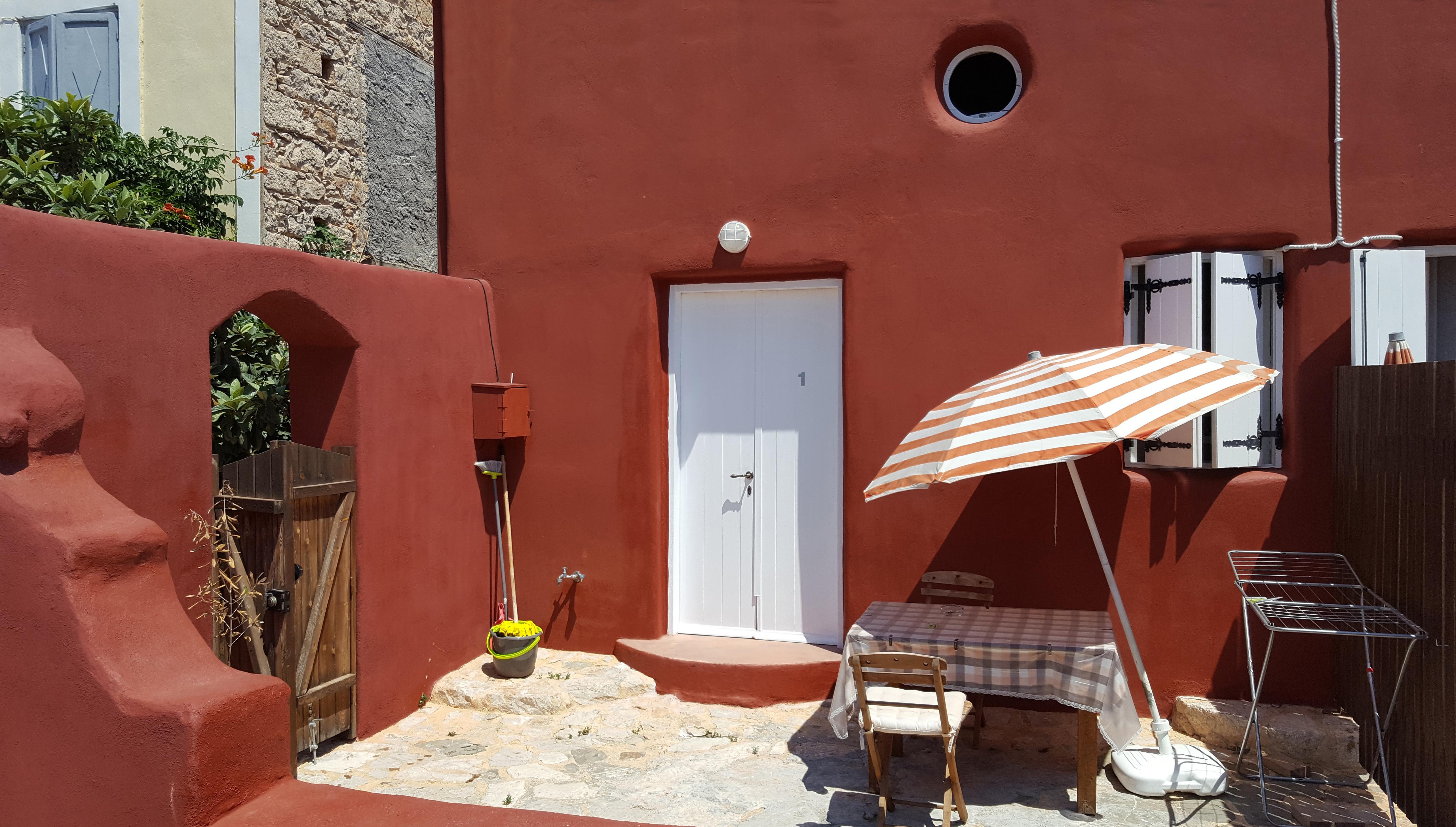 Atlantis Houses Chalki Town Esterno foto