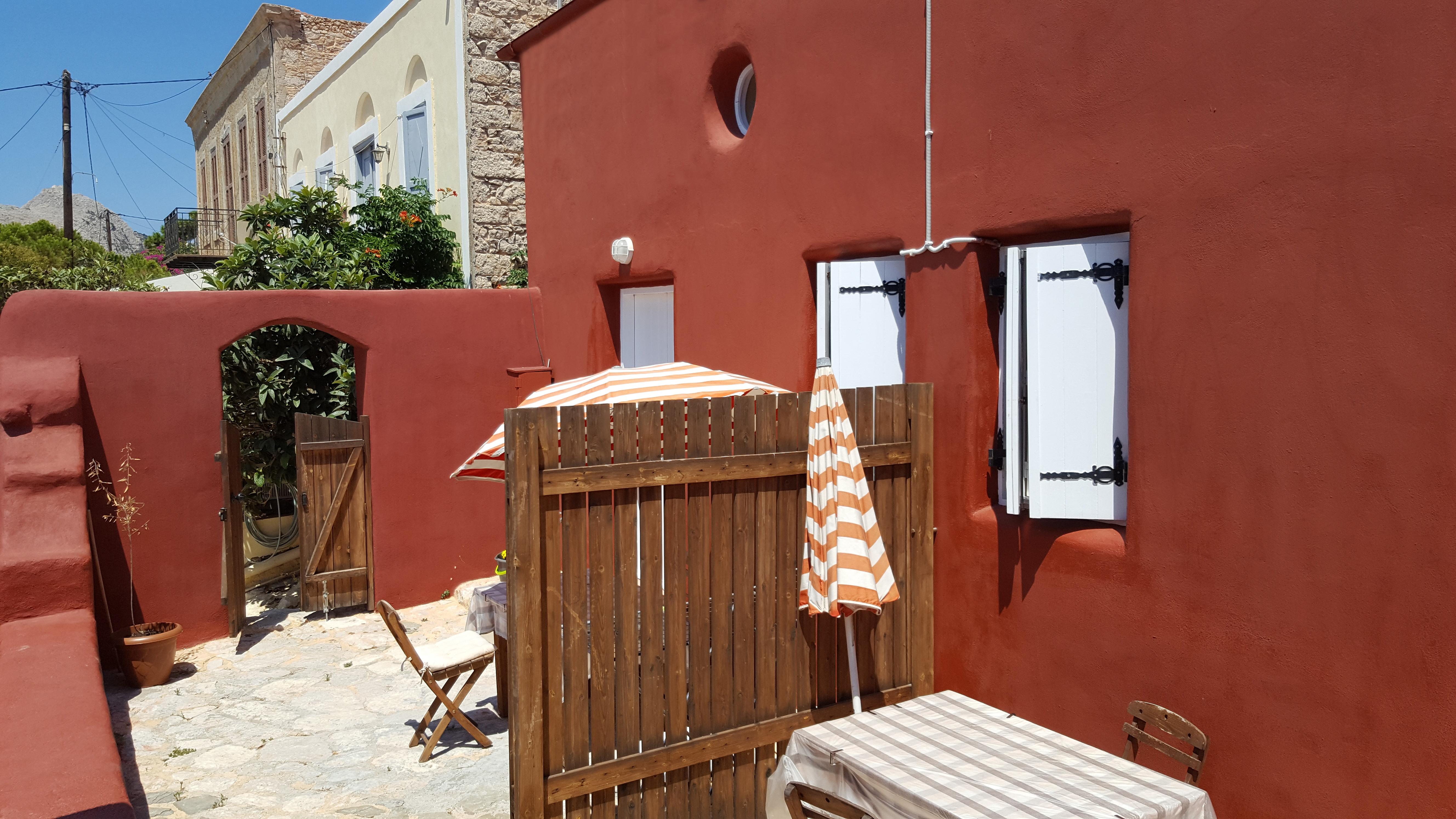 Atlantis Houses Chalki Town Esterno foto